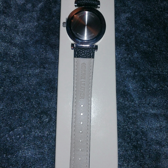 Circle Rose Gold Silver Black Leather Watch Band - Picture 8 of 8